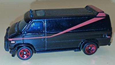 风火轮 2011 年型号 A Team Van 1983 吉姆西 Vandura W9068 1/64 比例 — 第 1/4 张图片