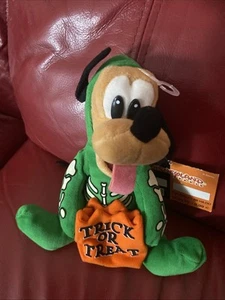 Disney Pluto Halloween Trick Or Treat Beanie Toy -Disneyland Paris Beanie Toy - Picture 1 of 8
