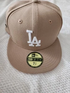 Los Angeles Dodgers 7 5/8  "Fresh Goods " - Picture 1 of 3