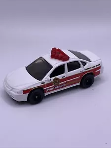 MATCHBOX FIRE CHIEF 2000 Chevrolet IMPALA ~ FIRE-RESCUE ~ UNIT 420 1998 - Picture 1 of 11