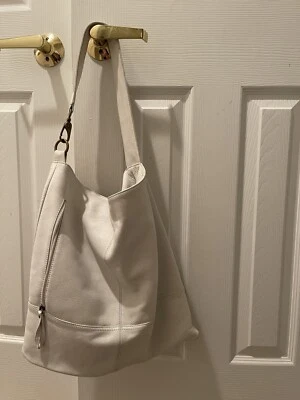 hobo international bolso hobo blanco Foto 1 de 4