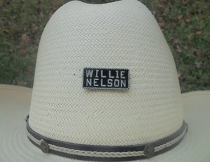 WILLIE NELSON DOUBLE POST HAT PIN NEW - Picture 1 of 2