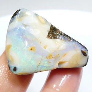 63.7 ct Natural Rough Boulder Opal Australian Opal Unpolished Specimen Opal. - Picture 1 of 11