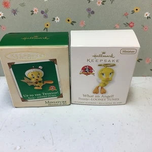 2 Hallmark Keepsake Miniature Tweety Santa's 2002 & 2010 Tweety Angel - Bild 1 von 7