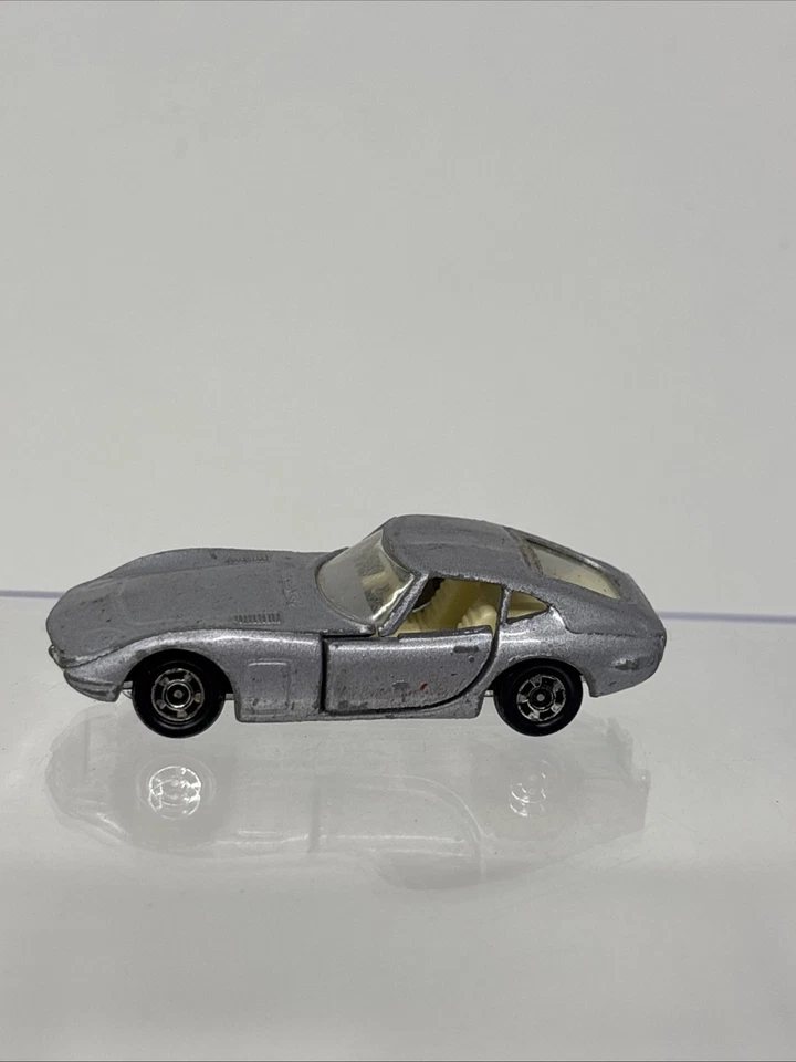 Toyota 2000-GT Silver Grey No 5 TOMICA TOMY 1:60 Diecast Japan 1974 1:64 - Image 1 of 4