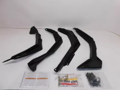 CAN-AM Maverick X3 2017-2024 nuevo OEM guardabarros trasero extensiones acampanadas 715003625 Foto 1 de 4