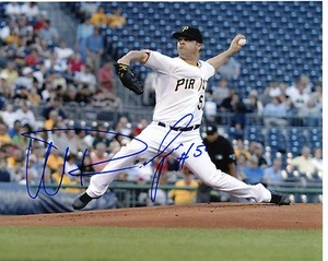 WANDY RODRIGUEZ PITTSBURGH PIRATES SIGNED 8X10 PHOTO - Picture 1 of 1