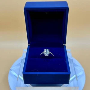 Anillo de compromiso, anillo ovalado de diamantes cultivados en laboratorio de 2 quilates, anillo solitario de oro de 14 quilates - Imagen 1 de 10