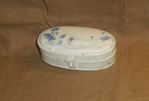schöne, Brotdose, Jugendstil, für die antike Puppenstube - Picture 1 of 6