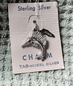 Estate años 50-60 NOC Ster CHARM: PEZ VELA pez/DAYTONA BEACH Florida etiqueta colgante - Imagen 1 de 6