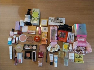 Make-Up Set mit über 46Teilen .Neu und unbenutzt. - Bild 1 von 10