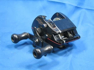 Shimano Bantam Magnumlite Graphite Titanium 2000GT-XHS Bait Casting Reel - Picture 1 of 6