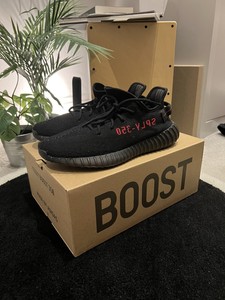 yeezy 320 black
