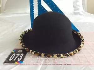 Rare! Fashion Bucket Wool Hat Black w/ Leopard Cheetah Anmial print Brim Lovely! - Bild 1 von 10