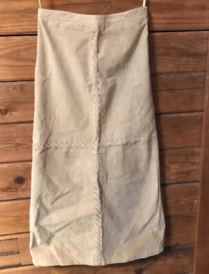 Falda de Cuero Tostado Maxi Volantes Tallada Marrón Claro Calidad Cuero Talla 4 Detallada Foto 1 de 4