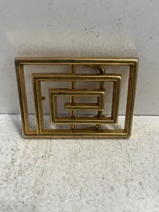- Vintage 1980’s Brass Colored Maze Styled Belt Buckle FREE SHIPPING - Picture 1 of 4