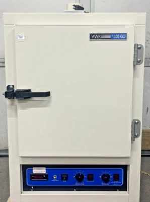Incubadora de convección por gravedad VWR 1330GD horno esterilización de laboratorio Foto 1 de 4