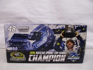 2016 Action Jimmie Johnson Lowes 7X Champion 1/24 - Picture 1 of 3