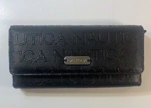 Nautica schwarz Monogramm Canvas RFID dreifach faltbare Geldbörse Clutch, Damen, Reise - Bild 1 von 11