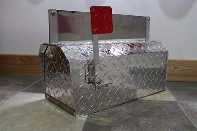Heavy Duty Aluminum Diamond Plate 14 Gauge Mailbox Small Size with Name Plate - Image 1 of 4