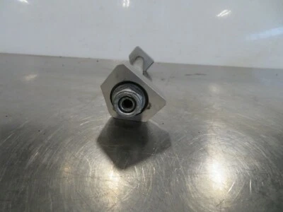 EB620 2013 13 BMW F 800 R K73 EIXO TRASEIRO COM TENSORES - Imagem 1 de 4