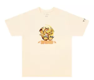 Hypland x Konami Co. Collab Yugioh Dino T Shirt Uomo L Baby Dragon Crema NUOVO - Foto 1 di 11