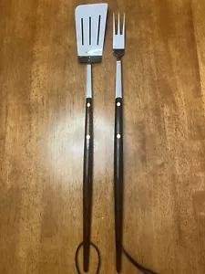 Set barbecue vintage ROBESON Shur Edge spatola in acciaio inox e forchetta per grigliate - Foto 1 di 8
