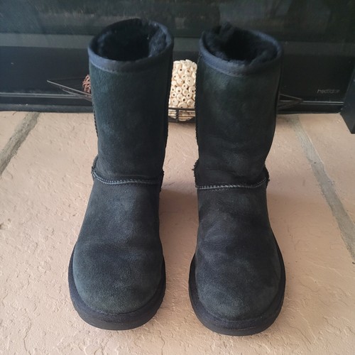 Stivali donna scamosciati neri corti invernali neri taglia 7 UGG