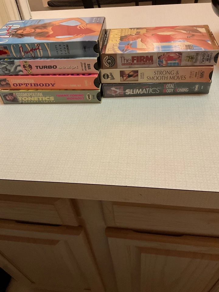 7  VHS  tapes THE FIRM, Crunch, Cindy Crawford, Cosmopolitan , Karen Voight Foto 1 de 1