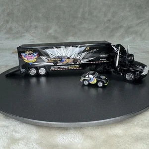 Brett Bodine #11 Close Call SS Race Car & Semi-T Transporter 1/64 Cast NACAR Ed. - Bild 1 von 7