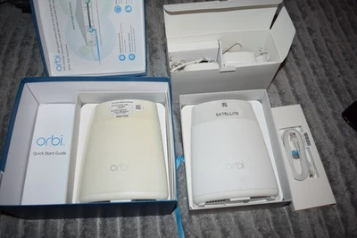 Netgear Orbi RBK40 (RBR40 & RBS40) AC2200 Tri-band MESH WiFi System - Image 1 of 4