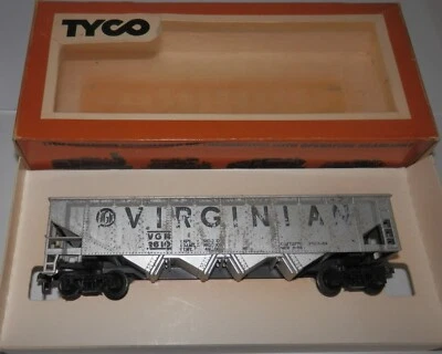 Tyco HO Scale Weathered Virginian 2610 4-Bay Non-Operating Hopper #344C - Image 1 of 4