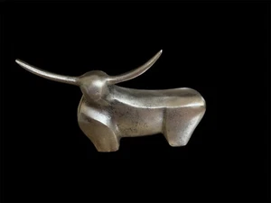 Steer Modern Sculpture In Heavy Metal ; Made In India Great Office Decor - Picture 1 of 3