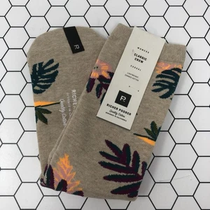 Richer Poorer Womens Classic Crew Socks Oatmeal Green Tropical Leaf O/S - Picture 1 of 5