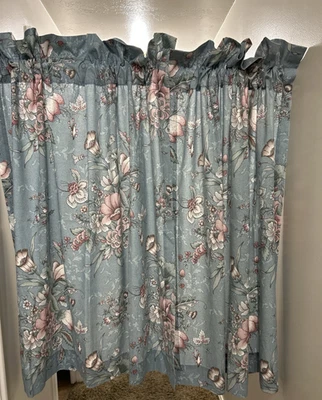 De colección 2 Paneles de Cortina 39 W x 42.5" L Polvoriento Verde azulado/azul con Rosa Malva Flor Crema Foto 1 de 4