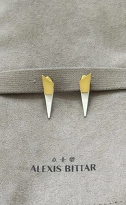 100% Authentic Alexis Bittar Small Folded White Enamel Pyramid Earrings - Picture 1 of 11