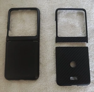 ZAGG Gear4 Bridgetown Case & a Carbon Fiber Case for Motorola razr+ (plus) 2023 - Photo 1 sur 5