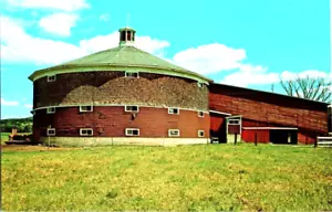 Postal Round Barn Newbury Vermont construida en 1903 a39 - Imagen 1 de 2