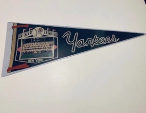 Amazing Vintage 1960's New York Yankees Team Photo Pennant!!! - Picture 1 of 1