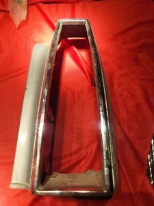 1977 Oldsmobile Delta 98 Regency Tail Lamp Light W/Fender Extension 5967992-1 - Picture 1 of 6
