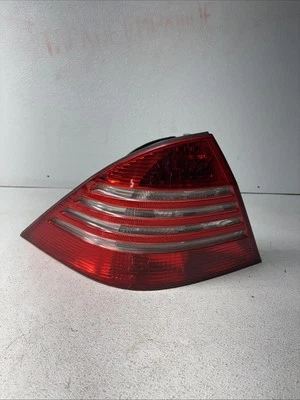 ✅ 2000 - 2006 MERCEDES W220 S430 S55 AMG REAR LEFT TAIL LIGHT LAMP A2208200764 - Image 1 of 4
