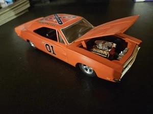 Die Cast 1969 General Lee 1/24 Scale Racing Champion - Picture 1 of 5