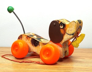 Fisher Price Little Snoopy Pull Toy #693 Dog Yellow Shoe Red Pull String 1965 - Picture 1 of 9