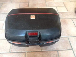 Bauletto da 52 Lt e piastra di supporto GIVI per moto - capienza 2 caschi - Foto 1 di 1
