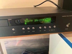 ARCAM DIVA CD72 Black CD Player working tested original remote, instuctions, box - Picture 1 of 12