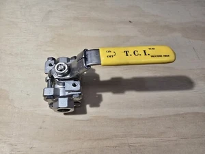 T.C.I. TC-03 316SS 1/4" Socket weld Ball Valve, 1000psi WOG - Picture 1 of 4