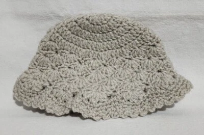 手工制作 儿童 灰色 豆豆 9 1/2 英寸 X 6 1/2 英寸 - 二手 - 非常好 — 第 1/3 张图片