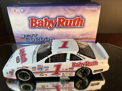 Jeff Gordon #1 Baby Ruth Wynn's 1992 Ford Thunderbird 1:24 Action - Image 1 of 4