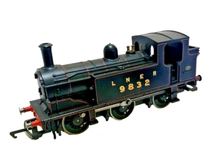 TANQUE HORNBY R2325 LNER LOCO NBR CLASE D/J83 0-6-0T Nº 9832 - Imagen 1 de 8