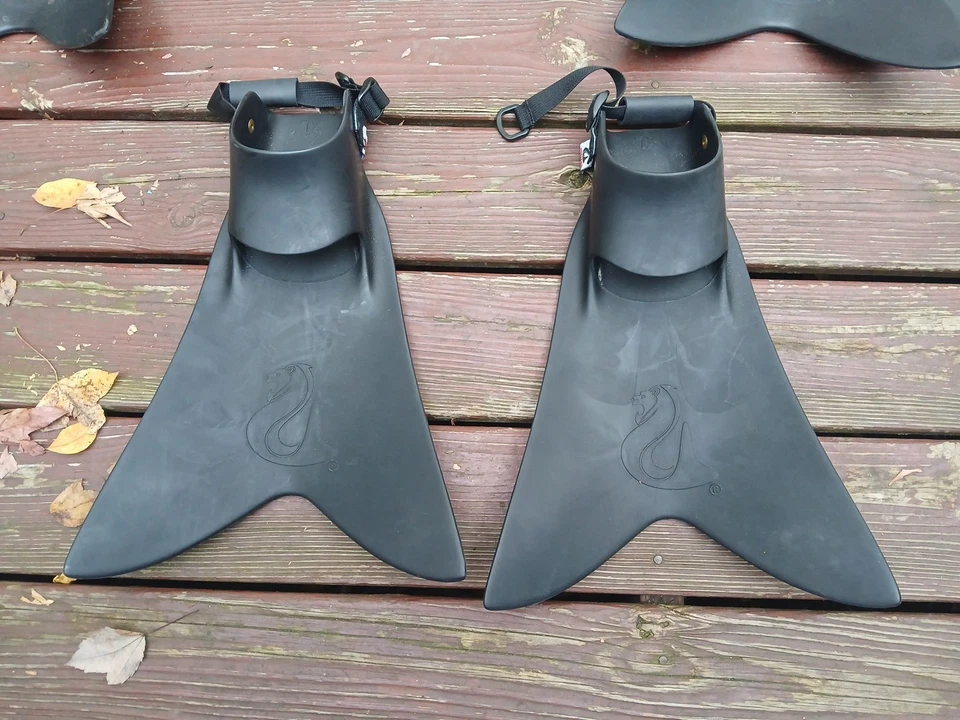 Force Fin Pro Open Heel verstellbarer Riemen Tauchflossen SCHWARZ - Größe X Large - Bild 1 von 3